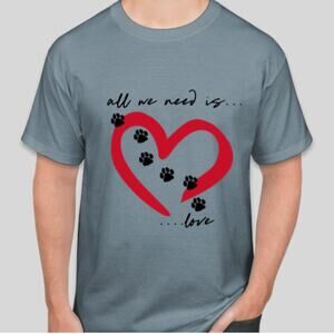 NWT - Unisex Dog Lover Tee – Heart & Paw Print Design